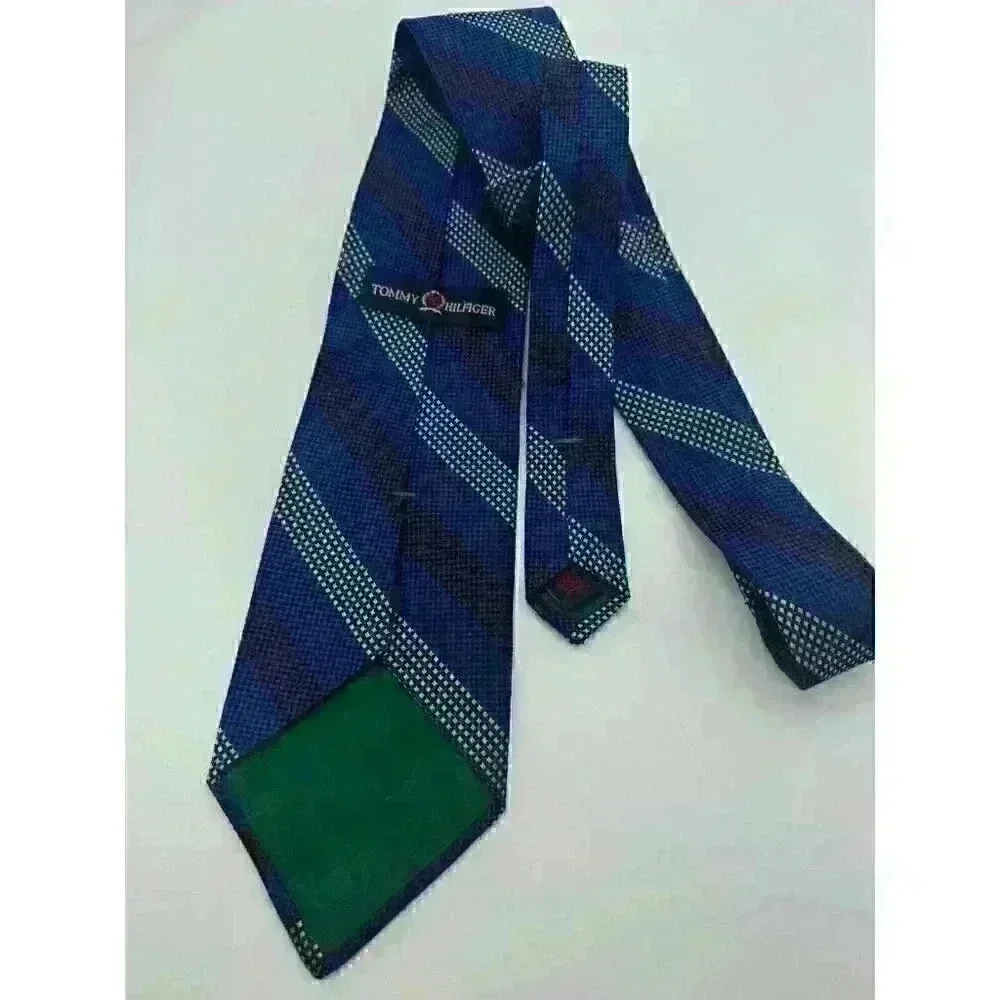 VTG Tommy Hilfiger‎ Repp Tie Jacquard 100% Silk Necktie Red Blue Woven 57L X 4W